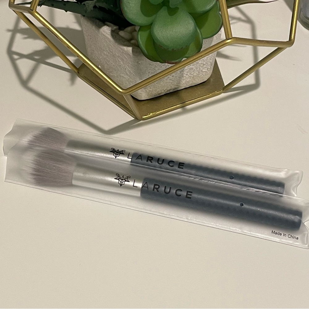 LARUCE Makeup Brush Set